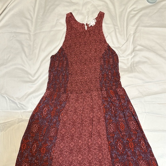 maroon patterned sleeveless dress - Picture 1 of 5